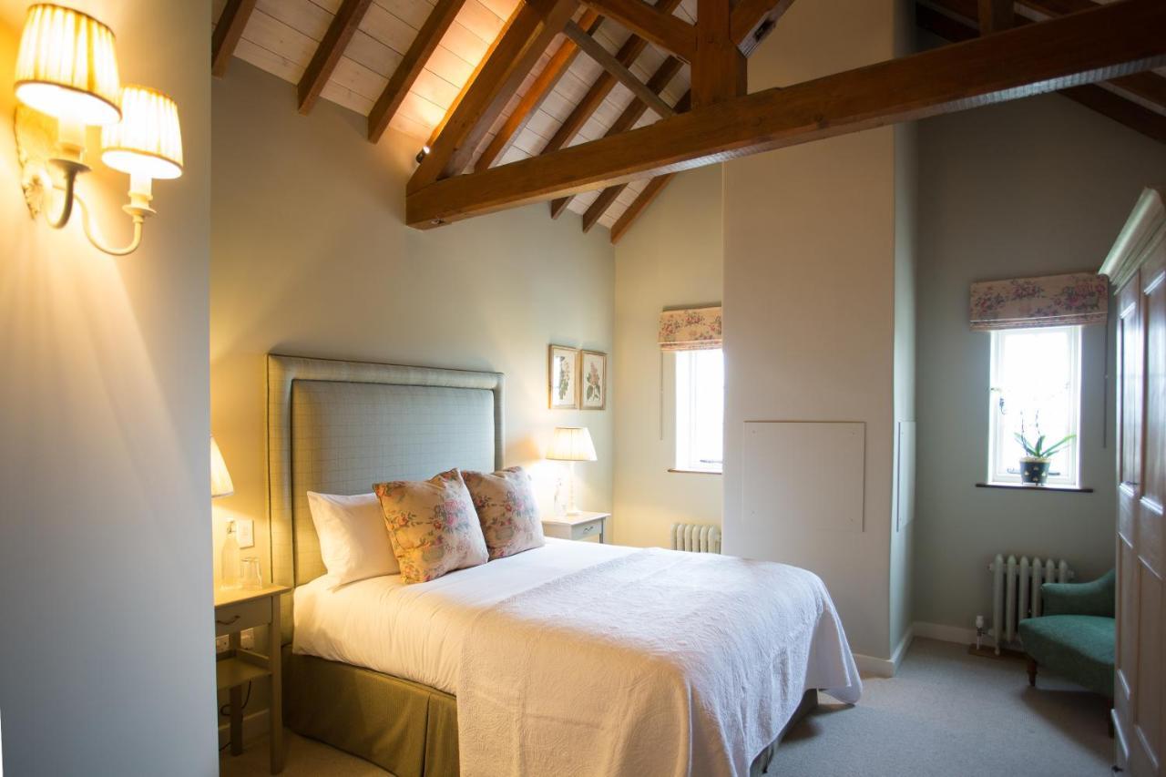 Bed and Breakfast The Three Daggers Edington  Exterior foto